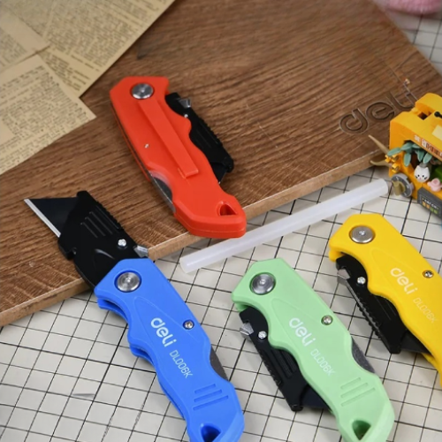 Нож строительный складной Deli YS EDL006K-4, 19 мм, трапеция, 4 шт. фото 3