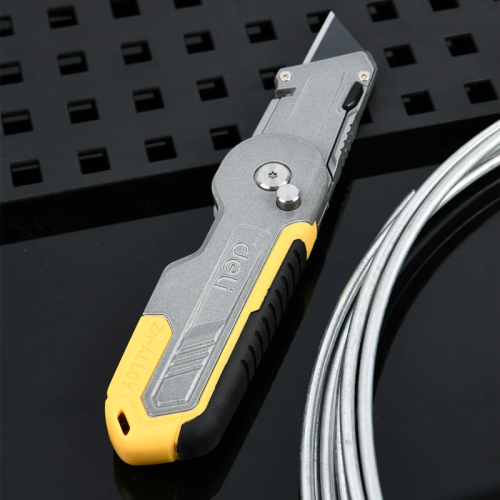 Нож строительный складной Deli YS EDL007Z, трапеция, 19 мм фото 4