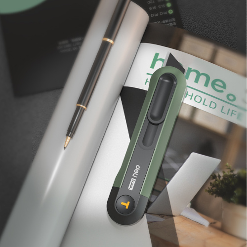 Нож строительный Deli HS EHT4008L 135x30 мм, трапеция, Soft Touch, зеленый фото 2